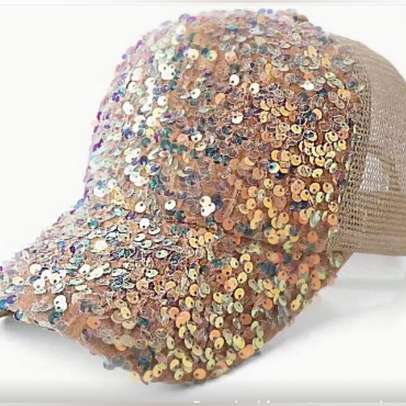 Gold Sequined Sparkly Adjustable Mesh Baseball Cap - Picture 1 of 1